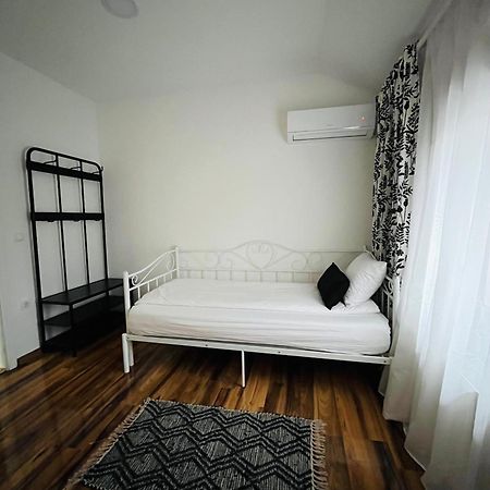 Chalets & Rooms Carda Sebesfok Bezdan 외부 사진