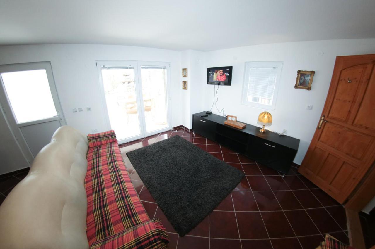 Chalets & Rooms Carda Sebesfok Bezdan 외부 사진